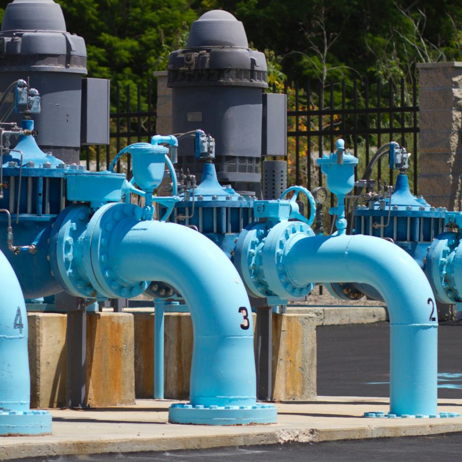 Coated water pipeline valves